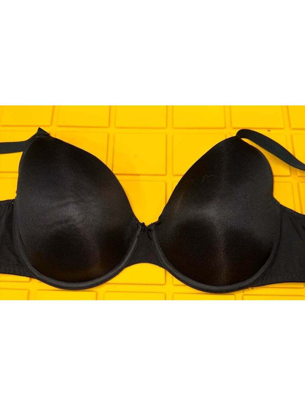 Cacique lightly lined tshirt bra size 40 DDD
